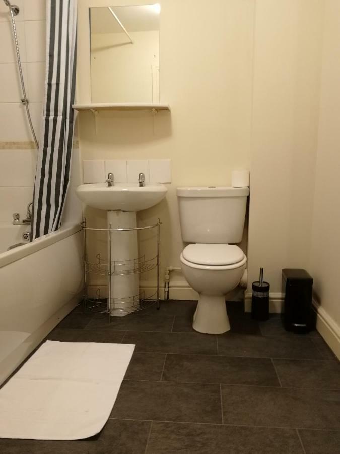 Metrolets 2 Daire Luton  Dış mekan fotoğraf