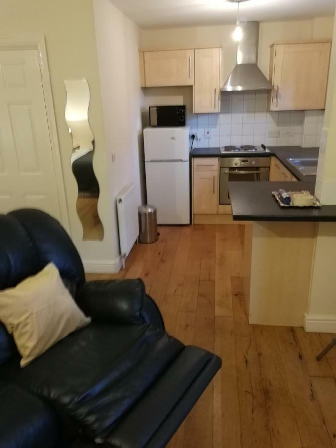 Metrolets 2 Daire Luton  Dış mekan fotoğraf